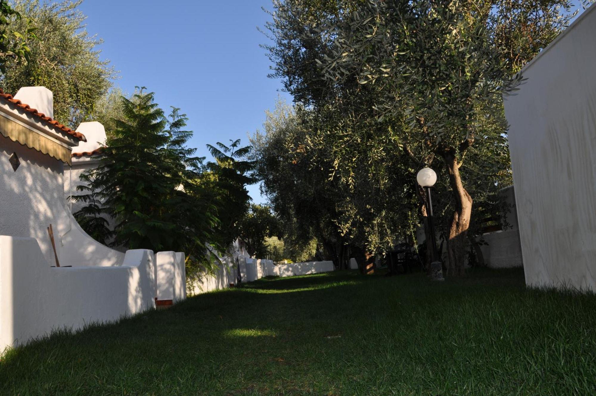 Hotel Il Melograno Маттіната Екстер'єр фото