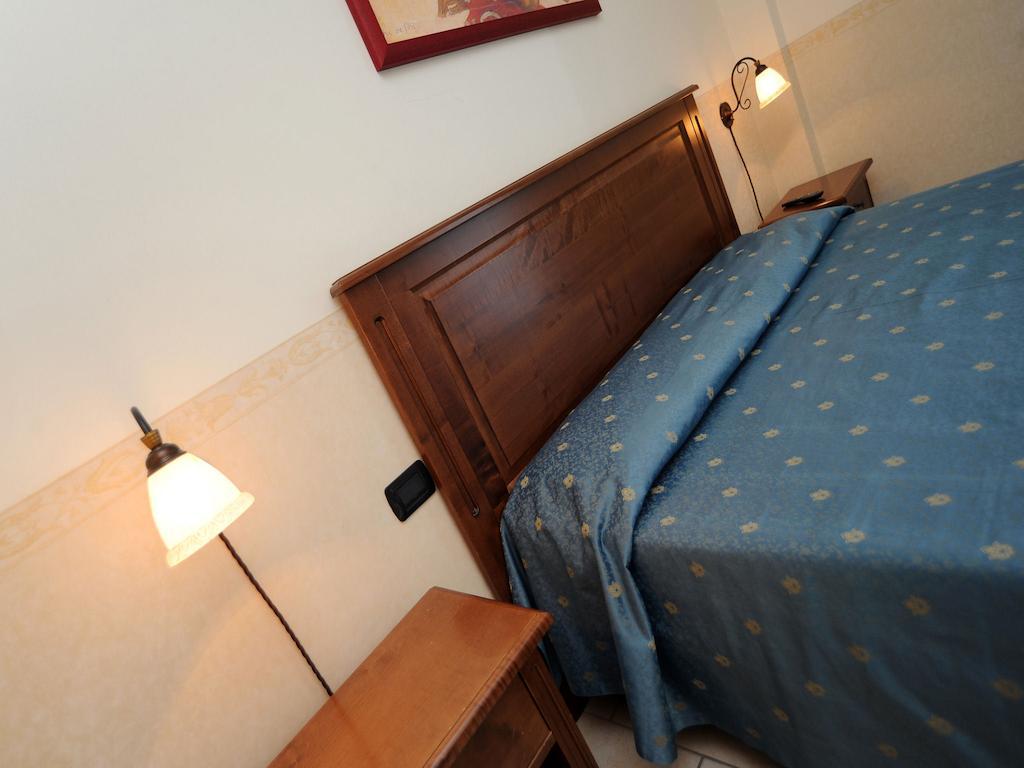 Hotel Il Melograno Маттіната Екстер'єр фото